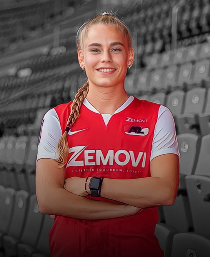 Yael Mollink